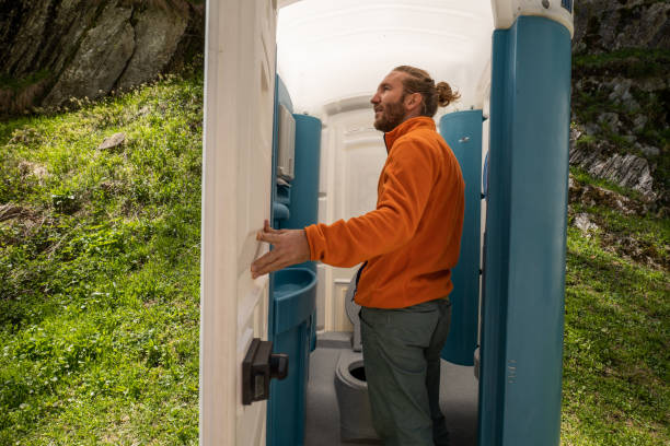 Portable Toilet Options We Offer in Manistique, MI