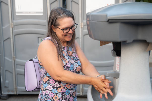 Best Portable toilet rental for construction  in Manistique, MI